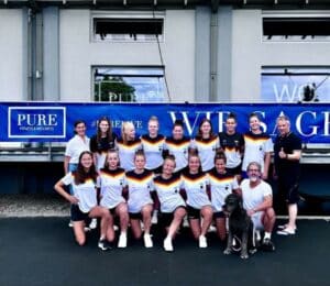 Besuch der U19 Wasserball-Nationalmannschaft der Frauen im PURE Ludwigsburg am 07.08.2024